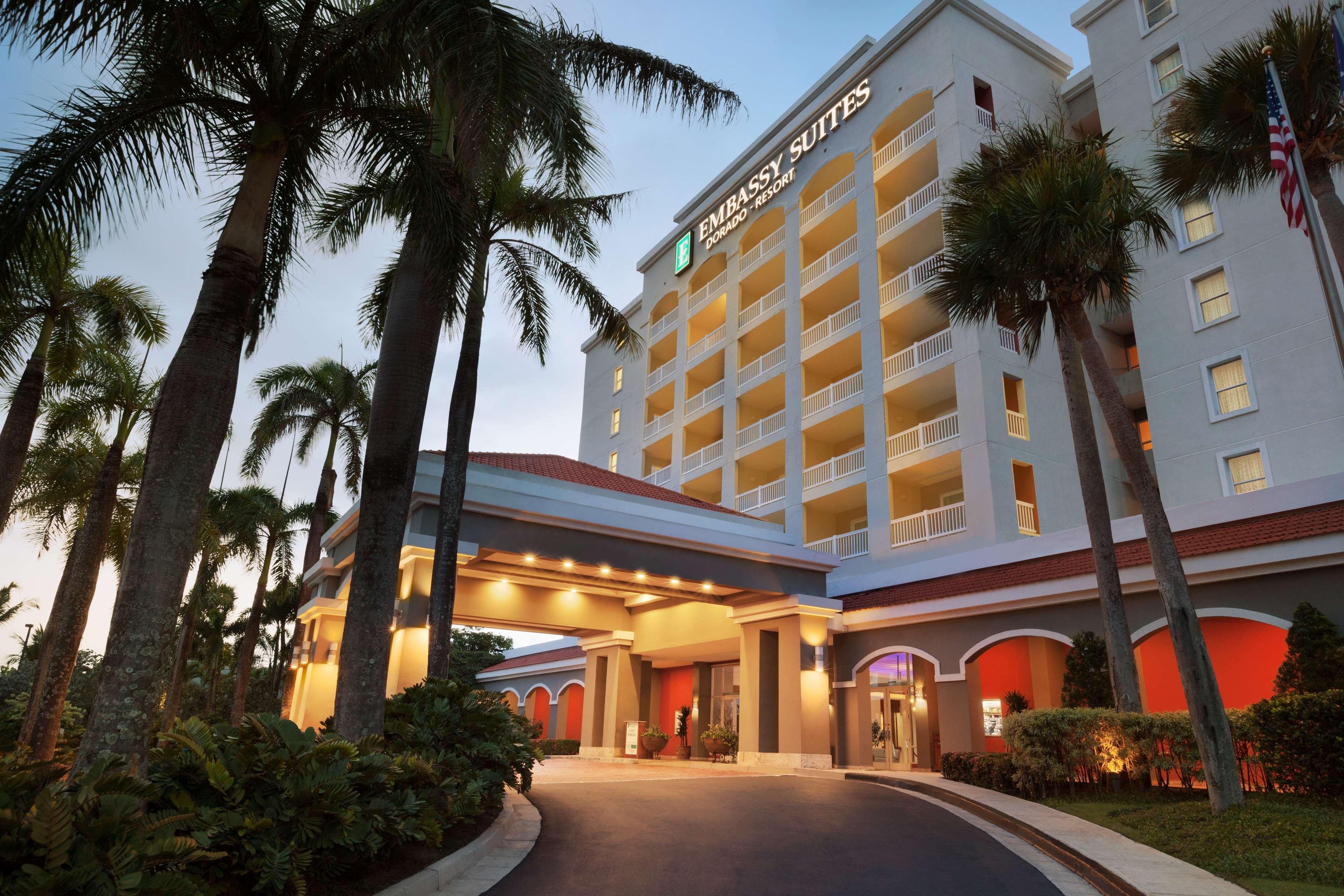 Embassy Suites By Hilton Dorado Del Mar Beach Resort Kültér fotó