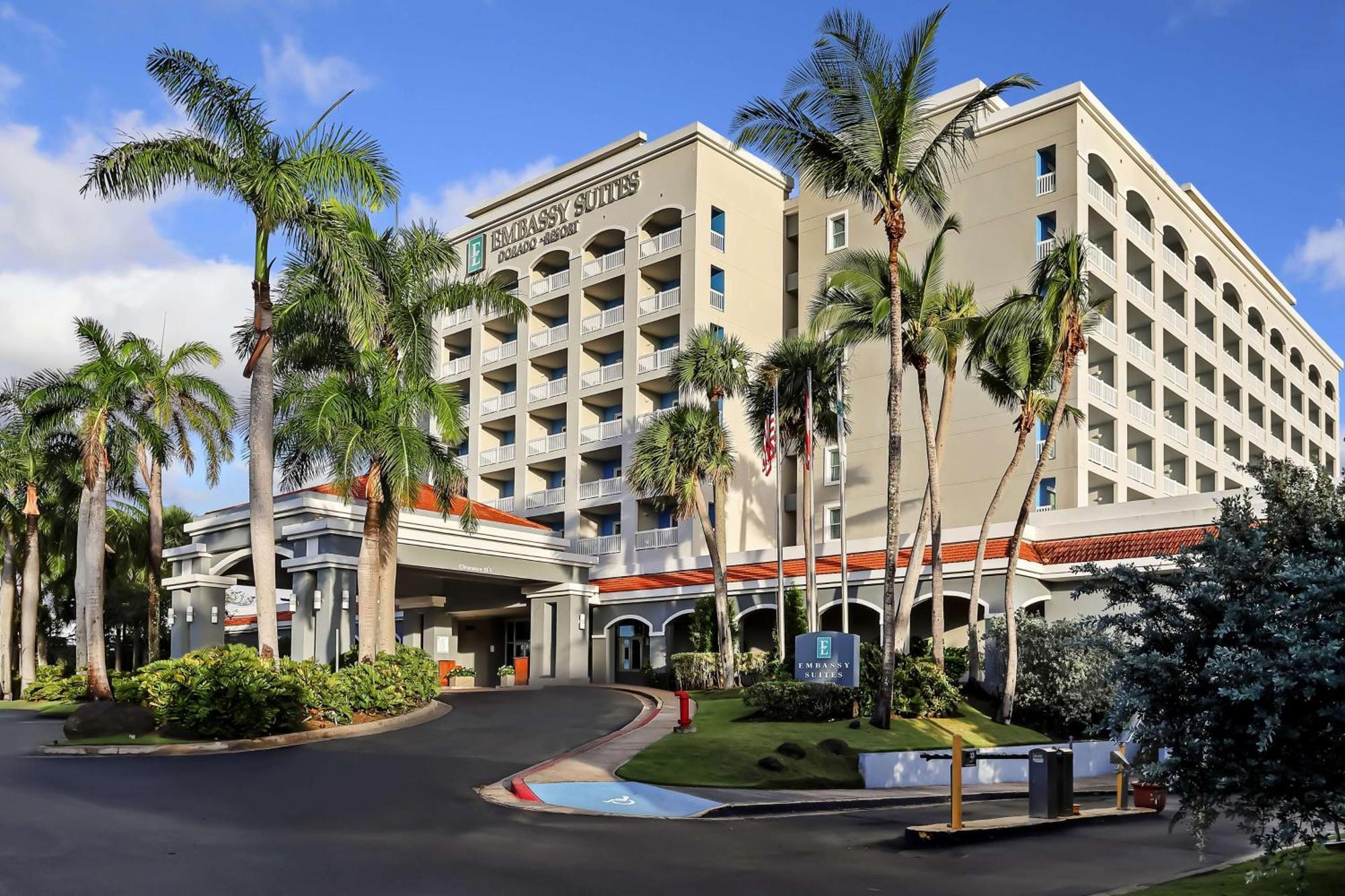 Embassy Suites By Hilton Dorado Del Mar Beach Resort Kültér fotó